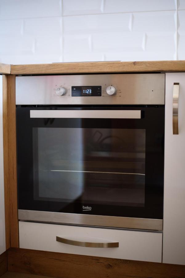 Apartman Jaman - โนวีปาซาร์ ภายนอก รูปภาพ