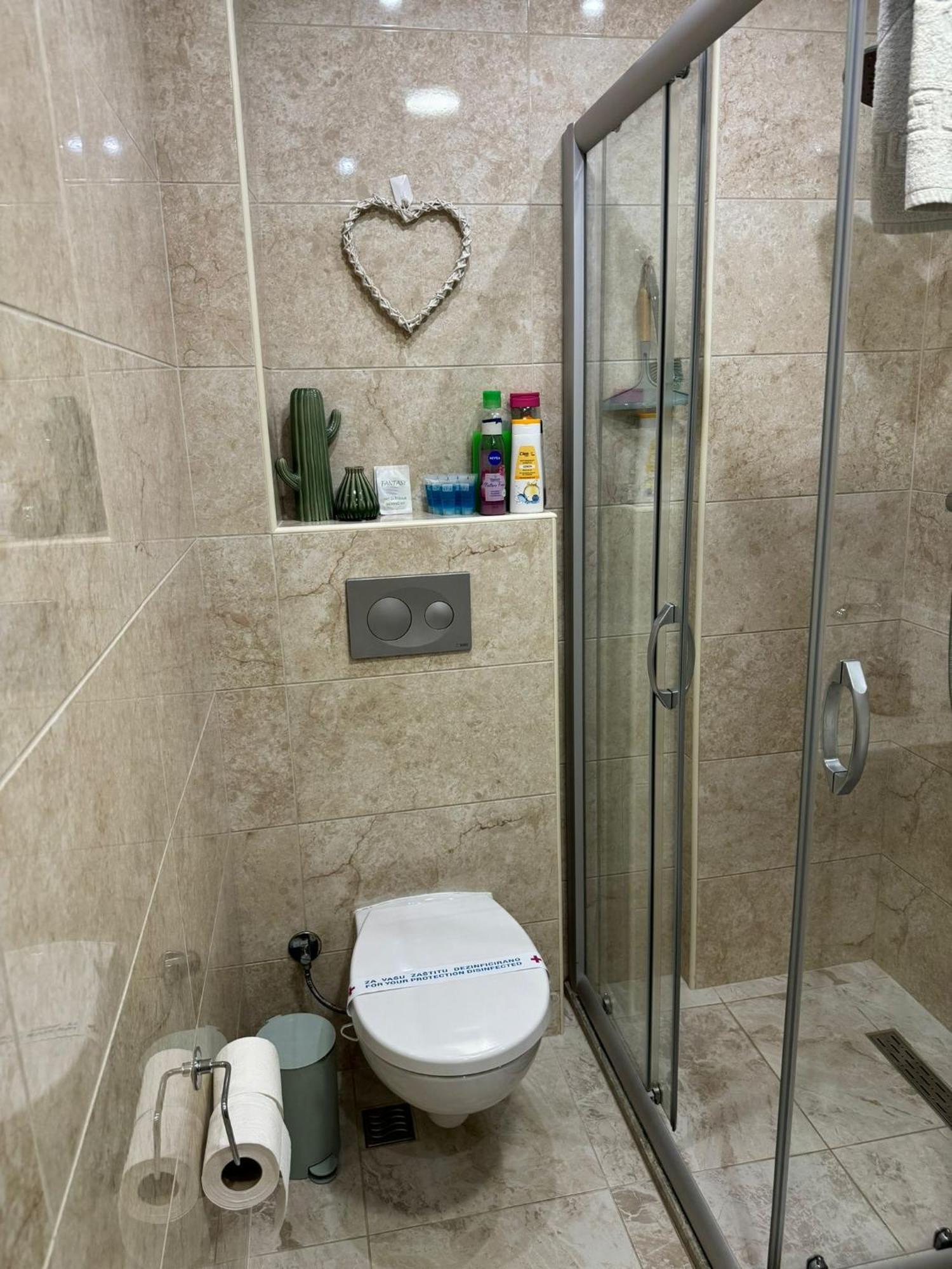 Apartman Jaman - โนวีปาซาร์ ภายนอก รูปภาพ